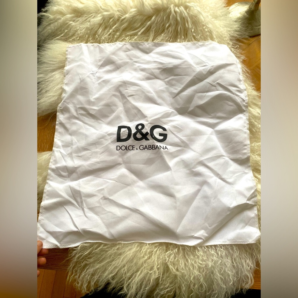 Dolce & Gabbana large dust bag for shoes/backpack etc!!